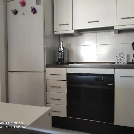 Apartament Centro De Con Garaje Privado *